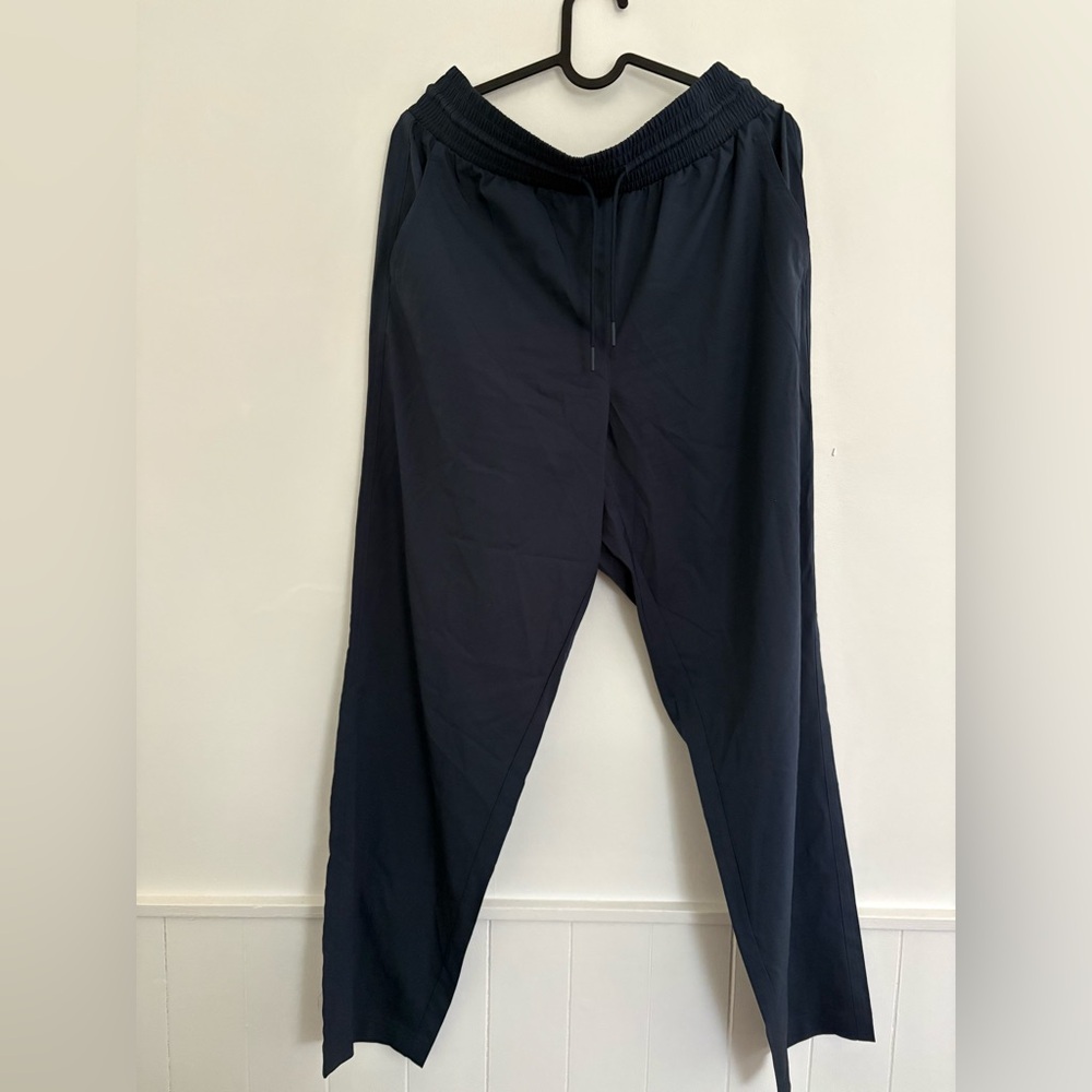 GAP Fit Elastic Waist Drawstring stretch Pants - Navy Blue Size Medium Women’s